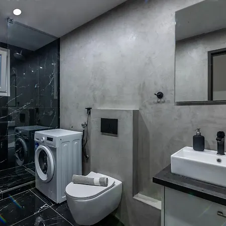 Luxury Downtown α3 Apartmán *
